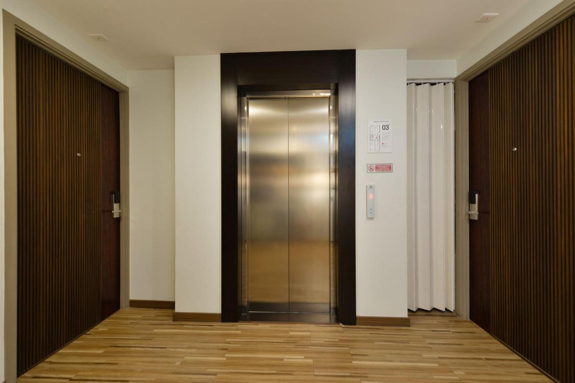Bedever Boutique Bangkok Hotel - Bts Phra Khanong מראה חיצוני תמונה