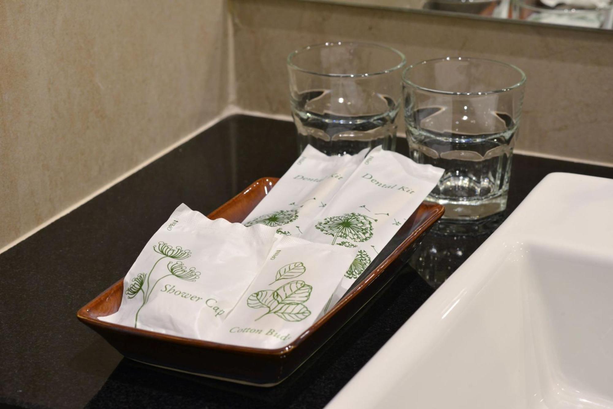 Bedever Boutique Bangkok Hotel - Bts Phra Khanong מראה חיצוני תמונה